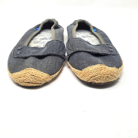 Freewaters Denim Blue Canvas slip on espadrilles/flats size 8 - Picture 2 of 9